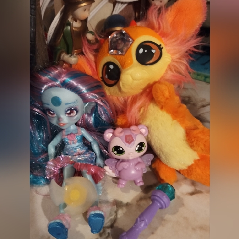 Magic Mixies Bundle Fire Gem Ring Orange Pink Interactive Blue Mixie Wand Doll